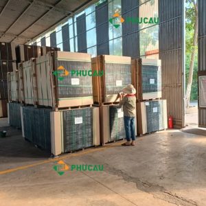 Blackedges Tego plywood pallets are stacking up on each other